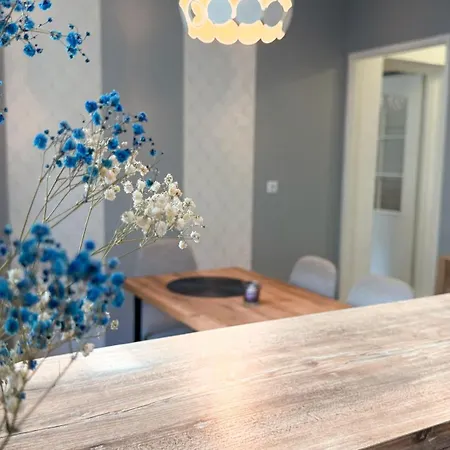 Quiet Base By Libertarent Apartment Walbrzych