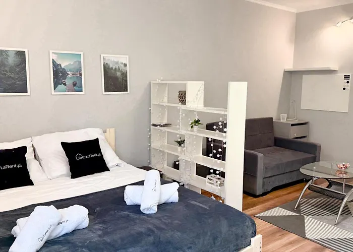 Quiet Base By Libertarent Wałbrzych